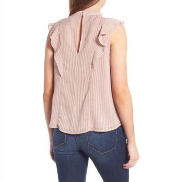 ASTR the Label Flutter Sleeve Top - Picture 2 of 6